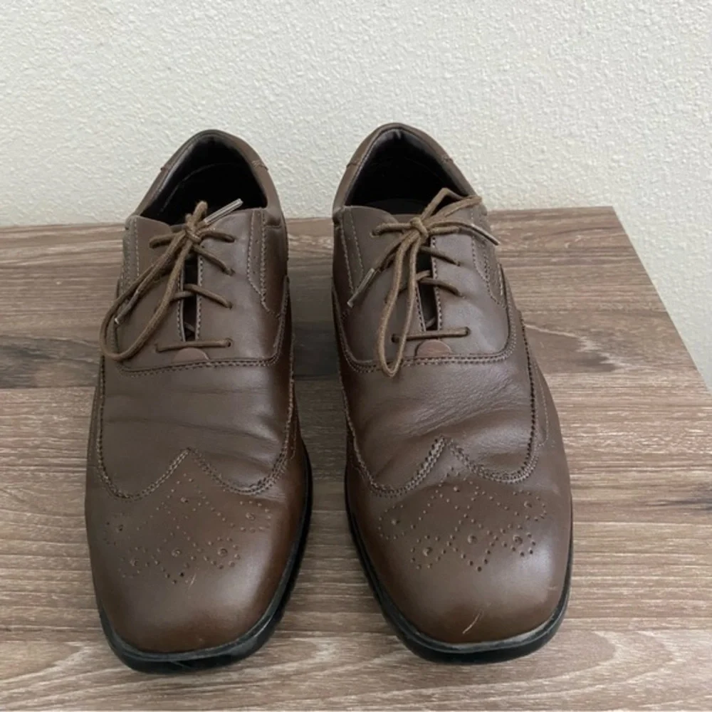 Rockport Dustyn Wingtip Leather Dress Shoes Adiprene Soles‎ Size 9 Brown